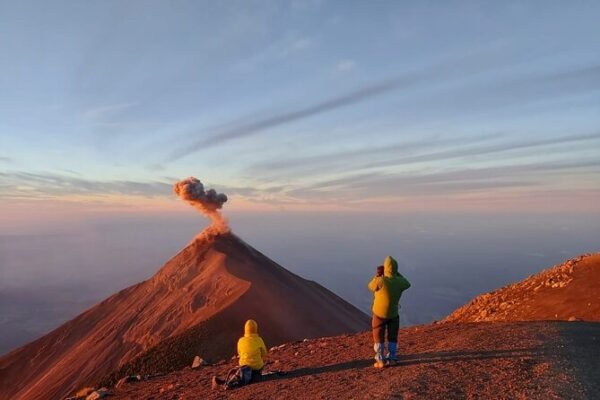Ruta de 2 días de trekking por el volcán Acatenango
