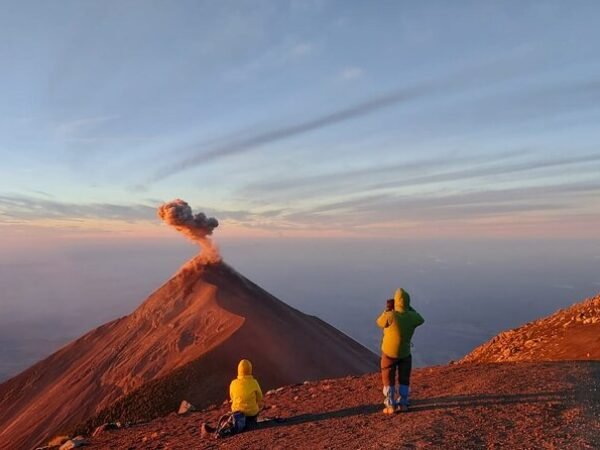 Ruta de 2 días de trekking por el volcán Acatenango